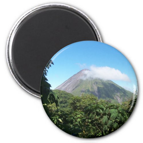 arenal volcano magnet