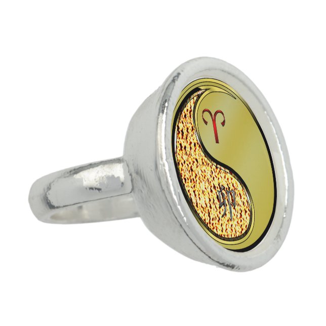Aries & Metal Rabbit   Ring (Side)