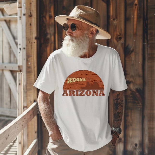 Arizona Sedona landscape vintage az retro T-Shirt (Creator Uploaded)