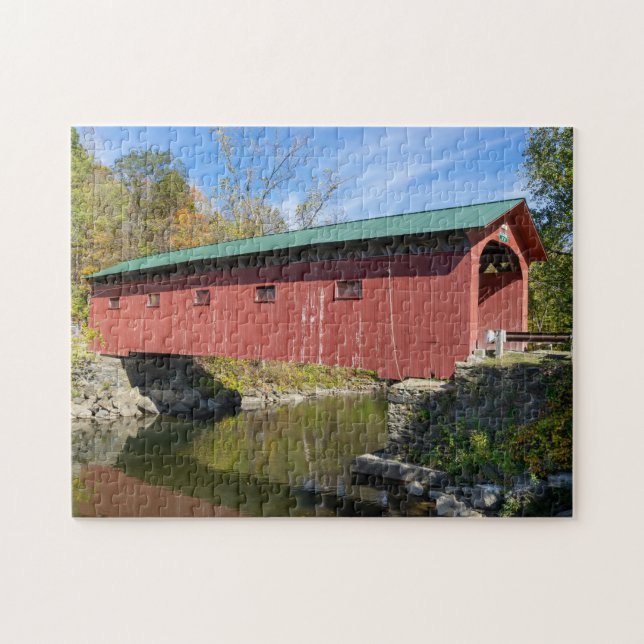Arlington Covered Bridge in Vermont Jigsaw Puzzle (Horizontal)
