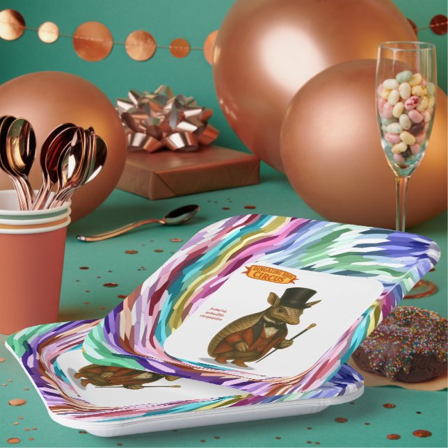 Armand, armadillo ringmaster paper plates (Multi)