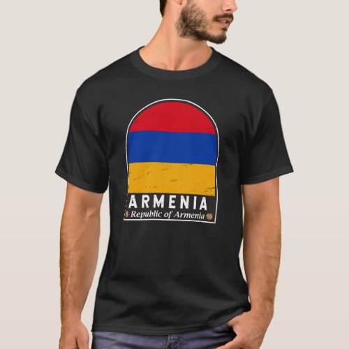 Armenia Flag Emblem Distressed Vintage  T_Shirt