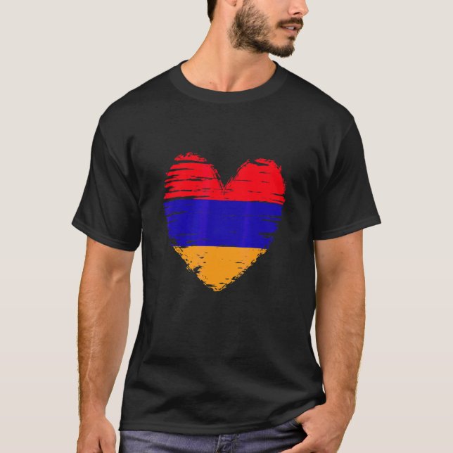 Armenia Heart Armenian Flag Armenian Pride T-Shirt (Front)