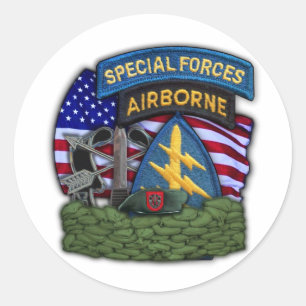 army 7th Special Forces Green Berets veterans Stic Classic Round Sticker