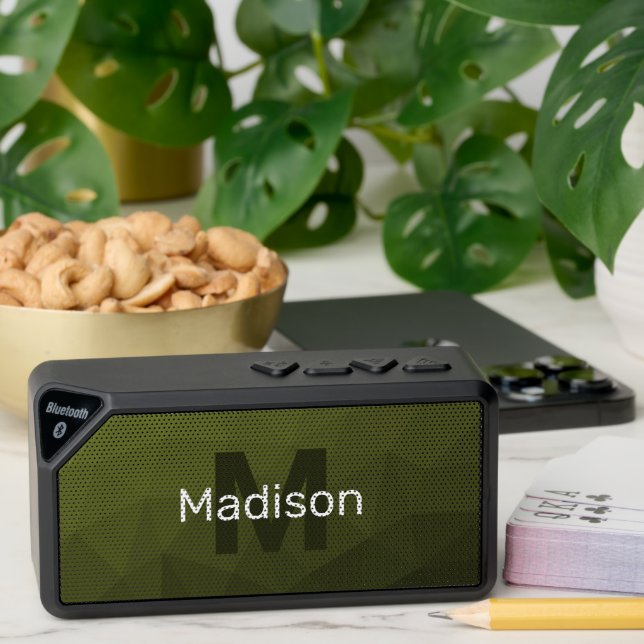 Army green olive gradient geometric mesh pattern bluetooth speaker (Insitu(Table))