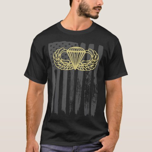 Army Parachute wings badge and US Flag airborne  T_Shirt