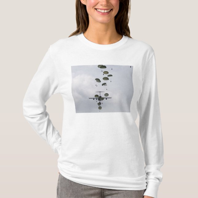Army Soldiers jump out of a C-17 Globemaster II T-Shirt (Front)