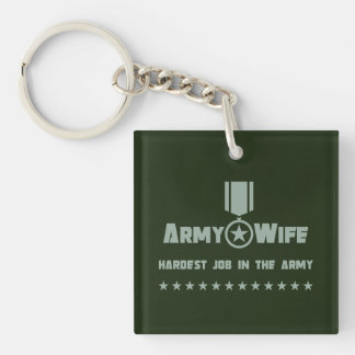 Army Wife Proud Military Service Star Medal Keychain