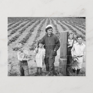 Arnold Family's New Farm - 1939 Postcard