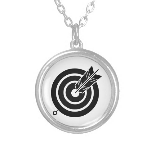 Arrow hit a round target silver plated necklace