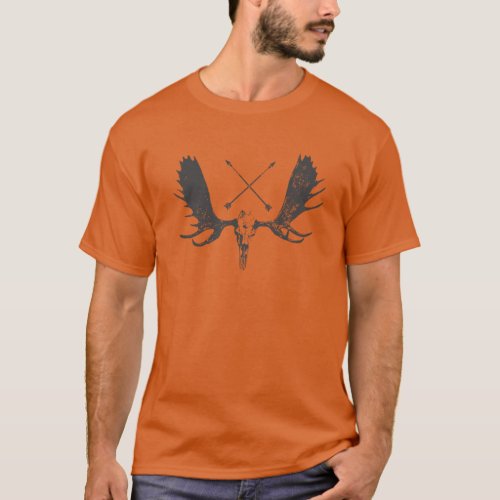 Arrows Hunting Moose Skull Antlers hunters orange T_Shirt