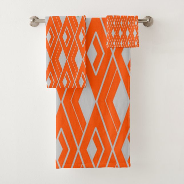 Art Deco Diamond Shapes Bath Towel Set (Insitu)