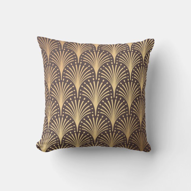 Art Deco Gold: Minimalistic Geometric Luxury Throw Pillow (Front)
