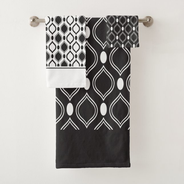 Art Deco Pearls Anthracite and White Pattern Bath Towel Set (Insitu)