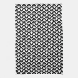 Art Deco wave pattern - black and white Towel