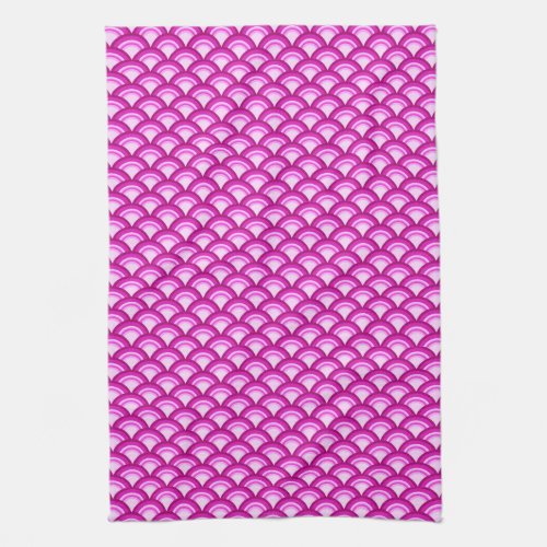 Art Deco wave pattern _ shades of orchid Towel
