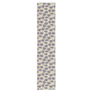 Art vintage floral pattern background short table runner