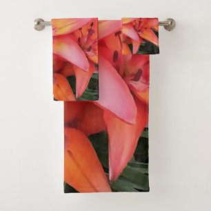 Artisitc Coral Colored Garden Lilies Bath Towel Set