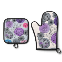 Artistic Purple Watercolor Floral Oven Mitt & Pot