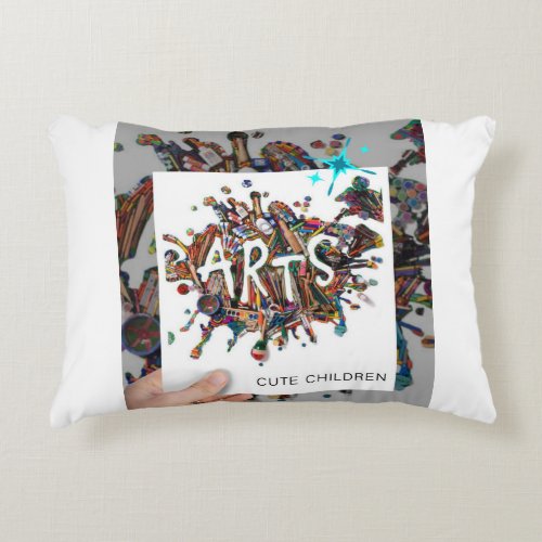 Arts pillow 