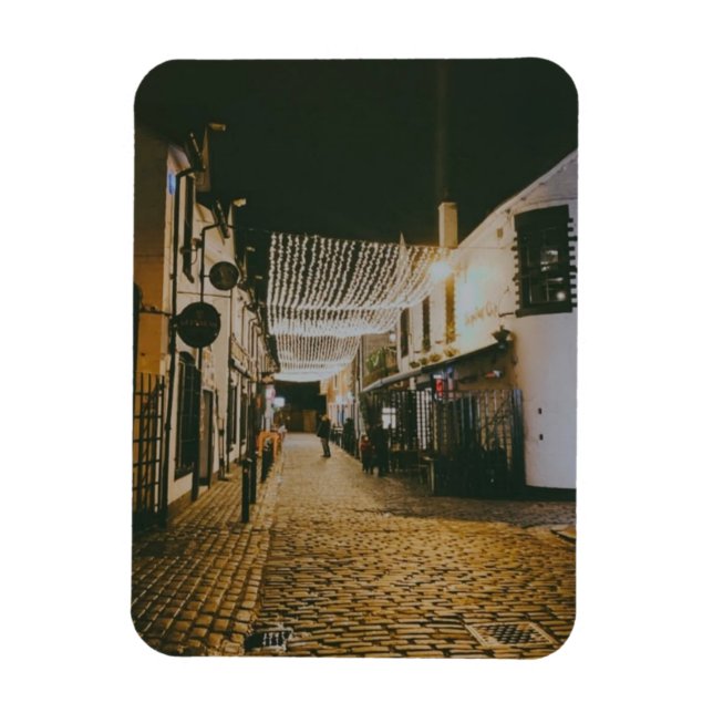 Ashton Lane, Glasgow, Scotland Magnet (Vertical)