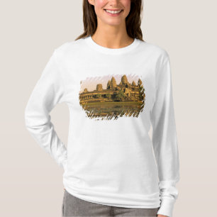 Asia, Cambodia, Siem Reap. Angkor Wat. T-Shirt