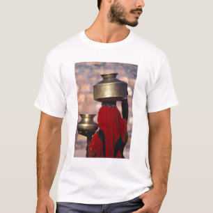Asia, India, Rajasthan. A local woman in a red T-Shirt