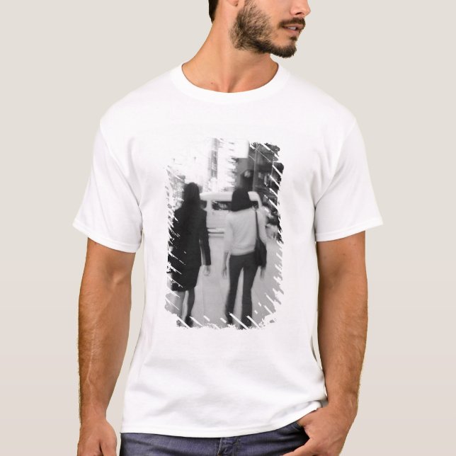 Asia, Japan, Tokyo. Young women on the Ginza. T-Shirt (Front)