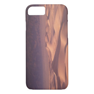 Asia, Mongolia, Gobi Desert, Gobi Gurvansaikhan iPhone 8/7 Case