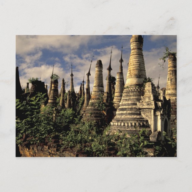 Asia, Myanmar, Inle Lake. Ancient ruins of Postcard (Front)