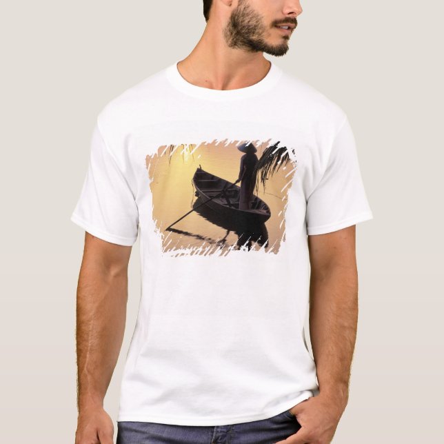 Asia, Vietnam, Mekong Delta, Can Tho. Evening T-Shirt (Front)
