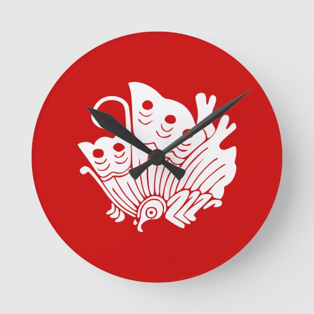 Asian Butterfly Japanese Kamon Design Round Clock (Front)