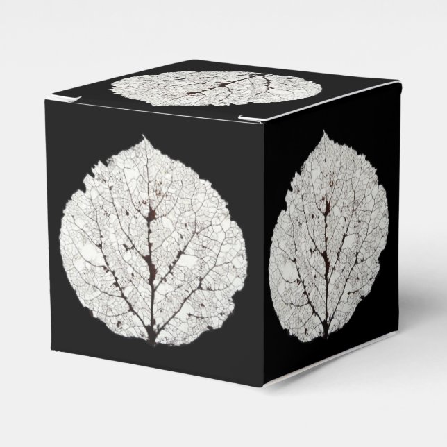 Aspen Leaf Skeleton 1 Favor Boxes (Front Side)
