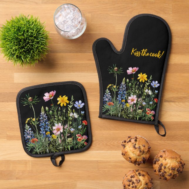 Assorted Field of Wildflowers On Black Oven Mitt & Pot Holder Set (Top Down)