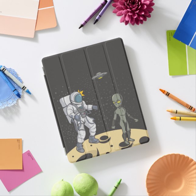 Astronaut and alien    iPad air cover (In Situ)