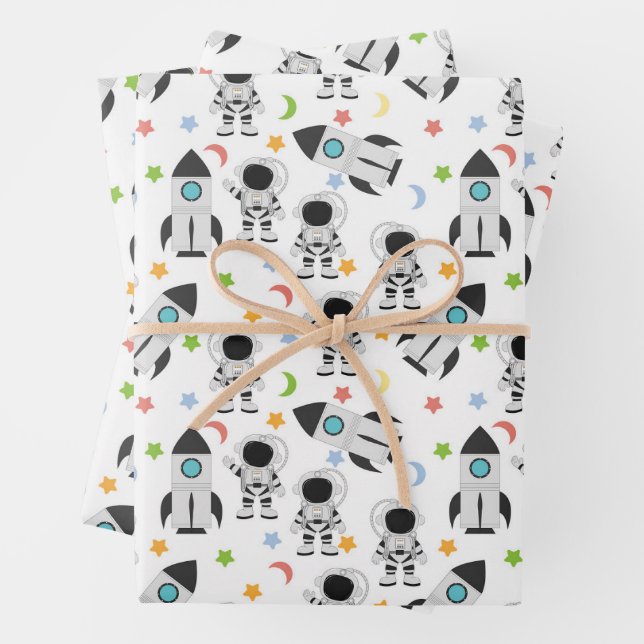  Astronaut and Rocket Space Pattern Wrapping Paper Sheets (In situ)