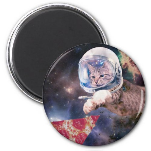 Astronaut cat hunting a pizza slice magnet
