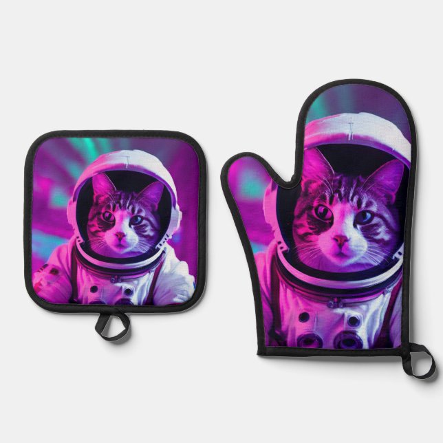 astronaut cat oven mitt & pot holder set (Front)