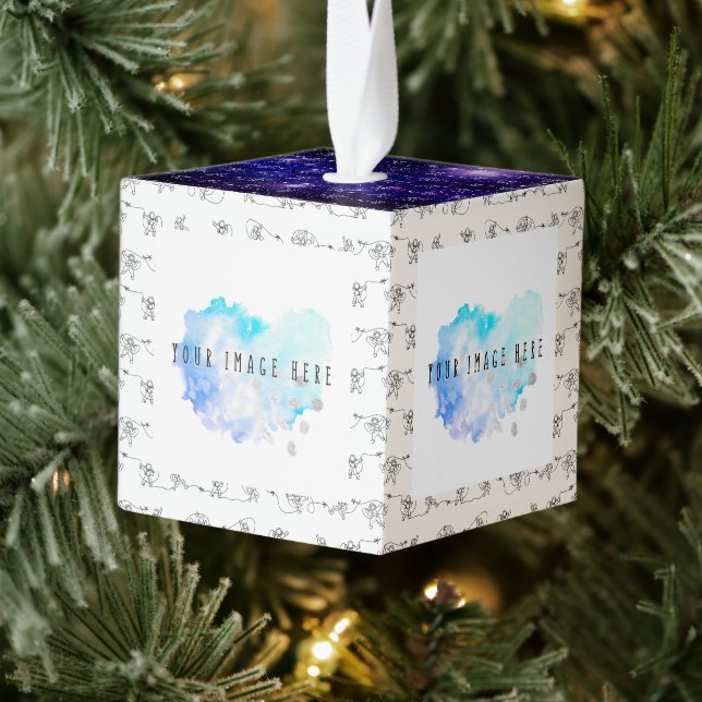 Astronaut Cube Ornament (Tree)