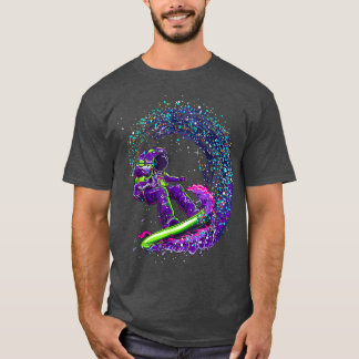 Astronaut Outer Space Surfer Cool T-Shirt