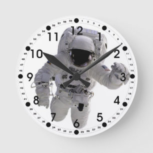 Astronaut Round Clock