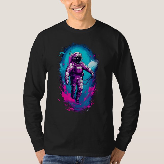 Astronaut Vaporwave Aesthetic Retro Glitch Spacema T-Shirt (Front)