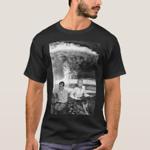 Atomic Bomb Cloud Nuclear War Retro Vintage Milita T-Shirt