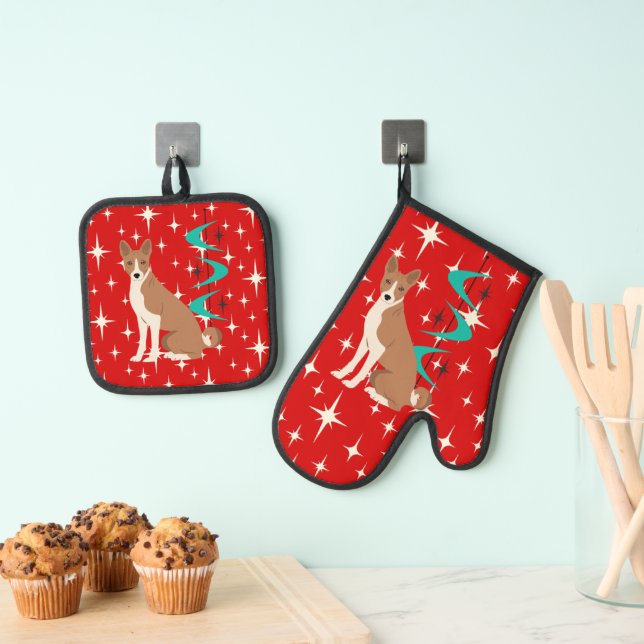 Atomic Retro Basenji Dog Red Starburst Mid Century Oven Mitt & Pot Holder Set (Insitu(Hanging))