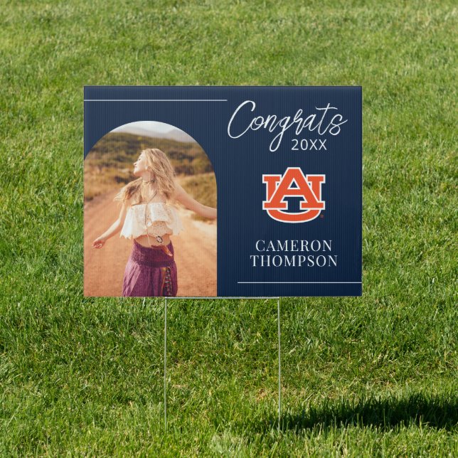 Auburn University Graduation – Auburn Tigers Sign (Insitu)