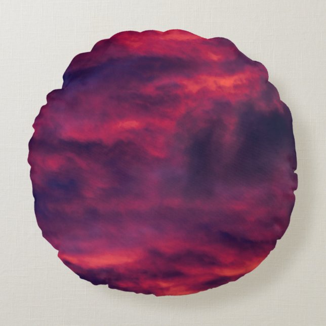 august red round pillow (Front)