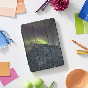 Aurora Borealis   Iceberg Jokulsarlon Iceland iPad Air Cover