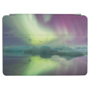 Aurora Lights in Lagoon   Jokulsarlon, Iceland iPad Air Cover