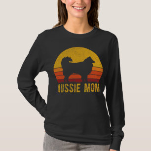 Aussie Mom Australian Shepherd Dog Mom Vintage  T-Shirt