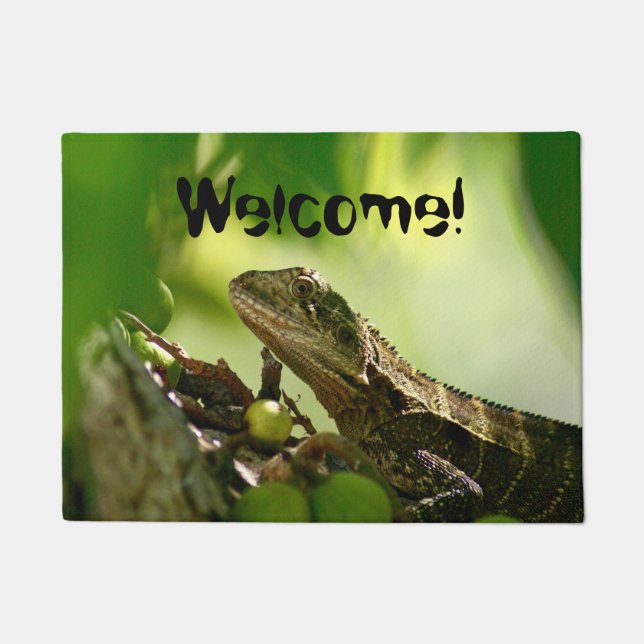 Australian lizard hiding between leaves, Photo Doormat (Front)